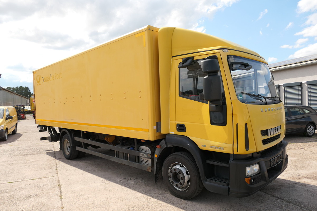 IVECO EuroCargo ML 120 E28/P AHK LBW Koffer 7,00x2,44x - Box truck: picture 2 IVECO EuroCargo ML 120 E28/P AHK LBW Koffer 7,00x2,44x - Box truck: picture 2