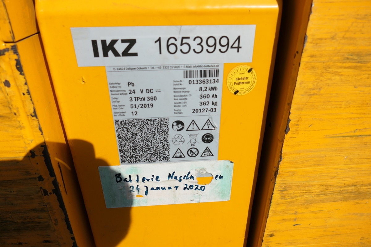 Pallet truck JUNGHEINRICH ESE 220 Batterie 51/2019: picture 9