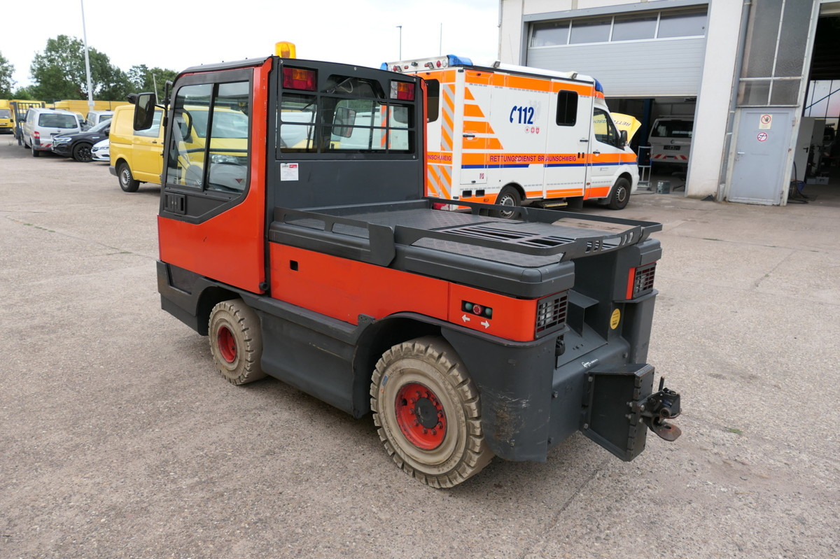 LINDE P250 Schlepper AHK Batterie 10/2022 Schiebetüren - Tow tractor: picture 4 LINDE P250 Schlepper AHK Batterie 10/2022 Schiebetüren - Tow tractor: picture 4