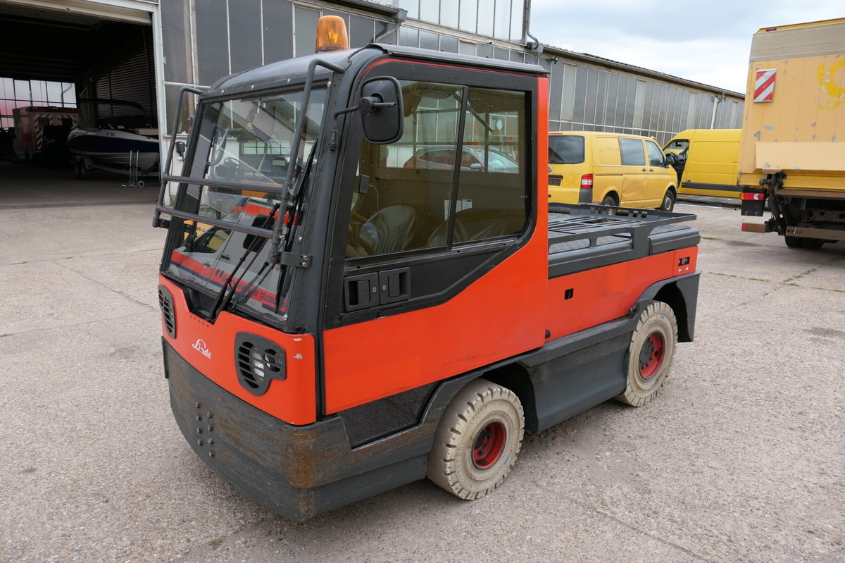 LINDE P250 Schlepper AHK Batterie 24/2021 Schiebetüren - Tow tractor: picture 1 LINDE P250 Schlepper AHK Batterie 24/2021 Schiebetüren - Tow tractor: picture 1