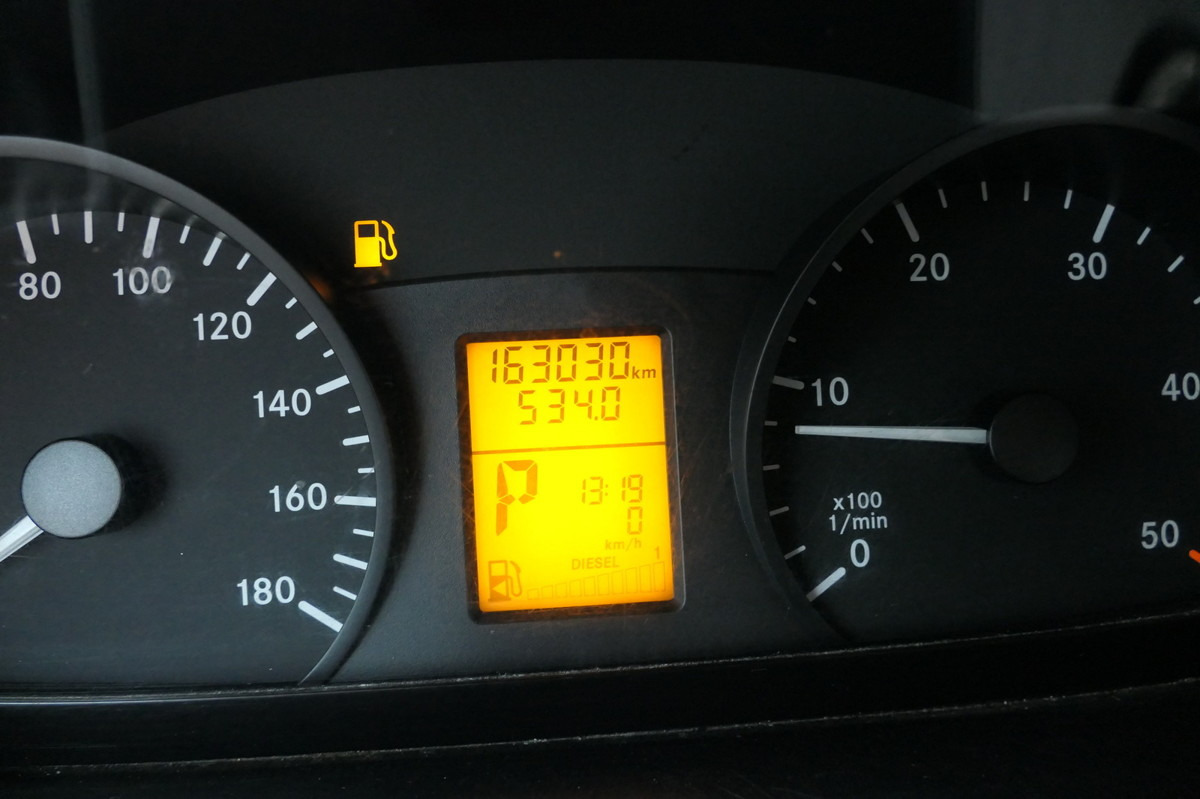 Closed box van MERCEDES-BENZ SPRINTER 310 CDI MAXI EURO-5 KOFFER REGALE KAMER: picture 12