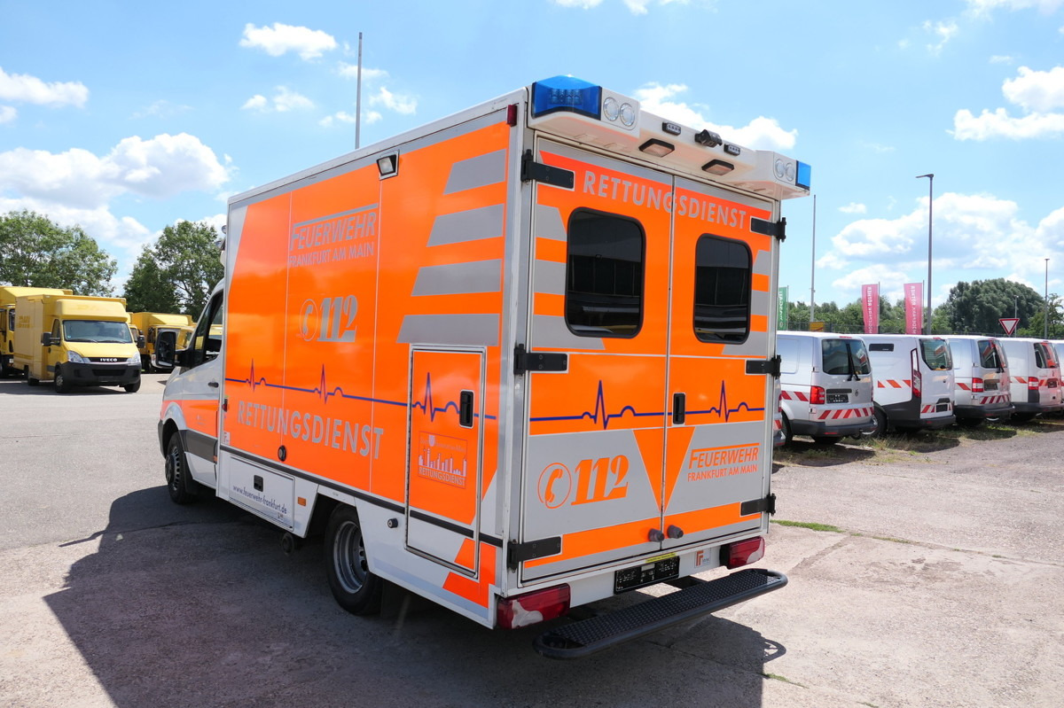 MERCEDES-BENZ Sprinter 519 CDI Klima Krankenwagen Fahrtec Aufb - Ambulance: picture 3 MERCEDES-BENZ Sprinter 519 CDI Klima Krankenwagen Fahrtec Aufb - Ambulance: picture 3