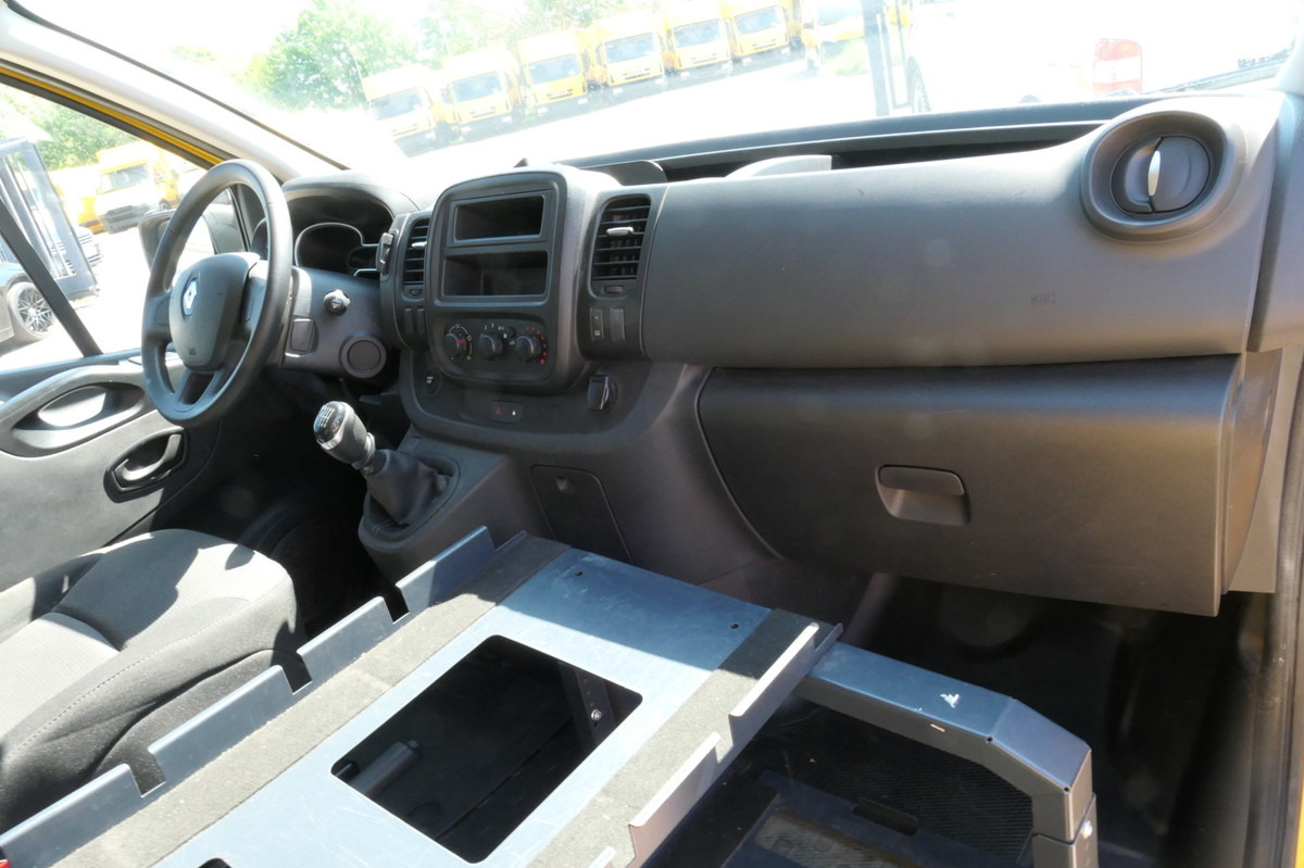 Small van RENAULT Trafic dCi 120 L2H1: picture 8