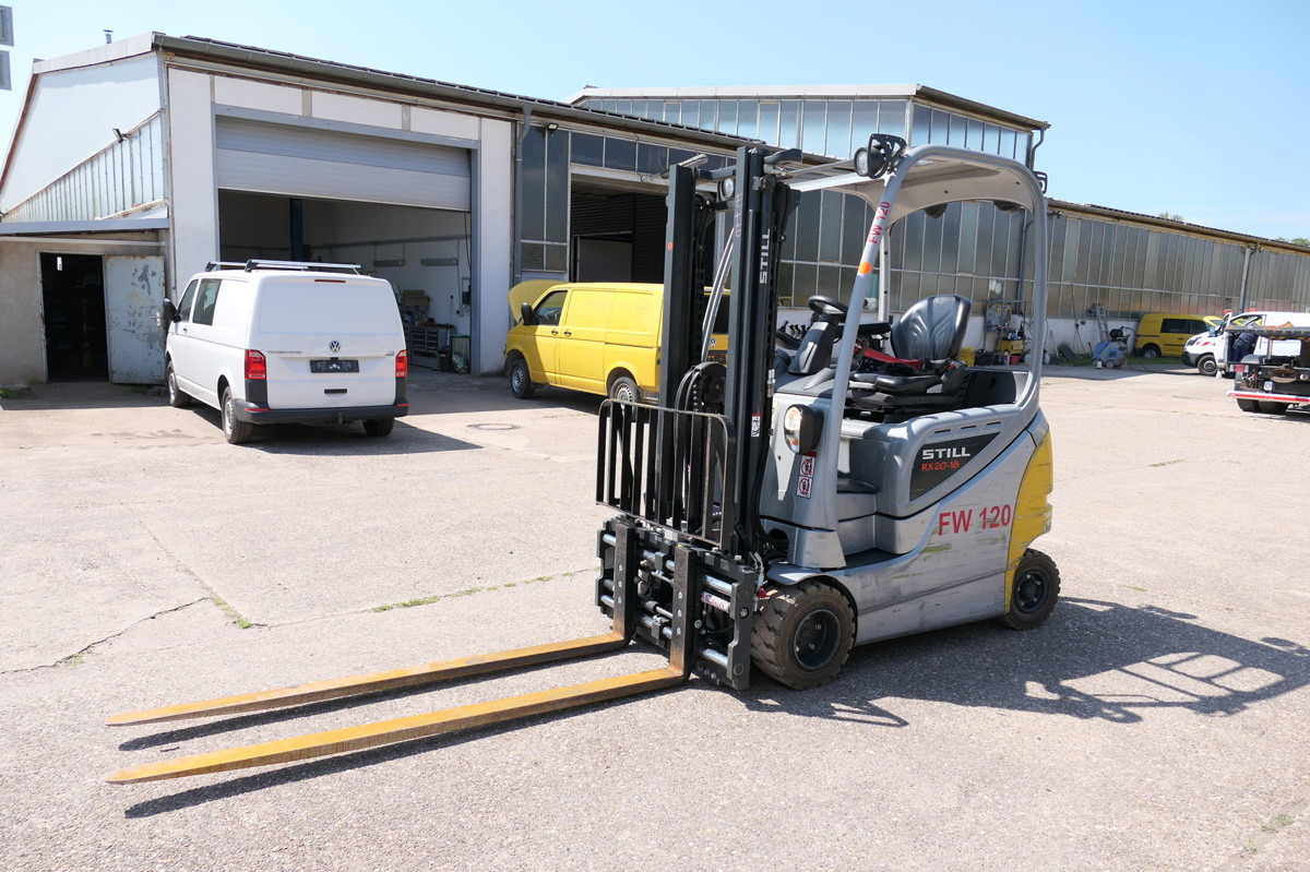 STILL RX 20-18P/H 4-RAD Batterie 33/2017 - Truck mounted forklift: picture 2 STILL RX 20-18P/H 4-RAD Batterie 33/2017 - Truck mounted forklift: picture 2