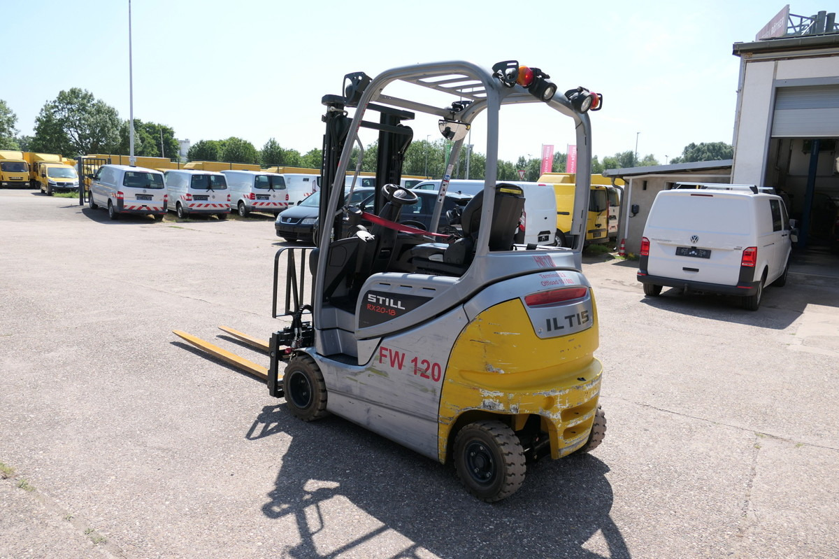 STILL RX 20-18P/H 4-RAD Batterie 33/2017 - Truck mounted forklift: picture 3 STILL RX 20-18P/H 4-RAD Batterie 33/2017 - Truck mounted forklift: picture 3
