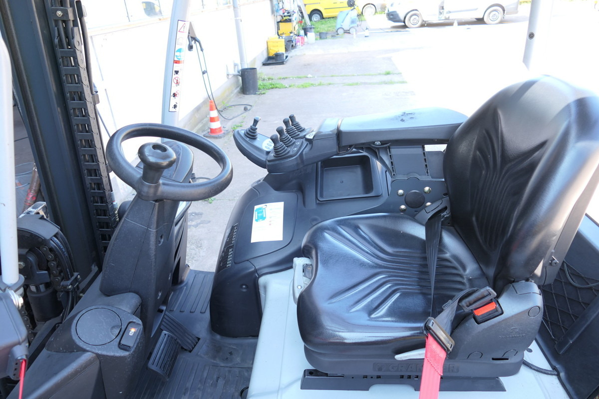 STILL RX 20-18P/H 4-RAD - Truck mounted forklift: picture 5 STILL RX 20-18P/H 4-RAD - Truck mounted forklift: picture 5