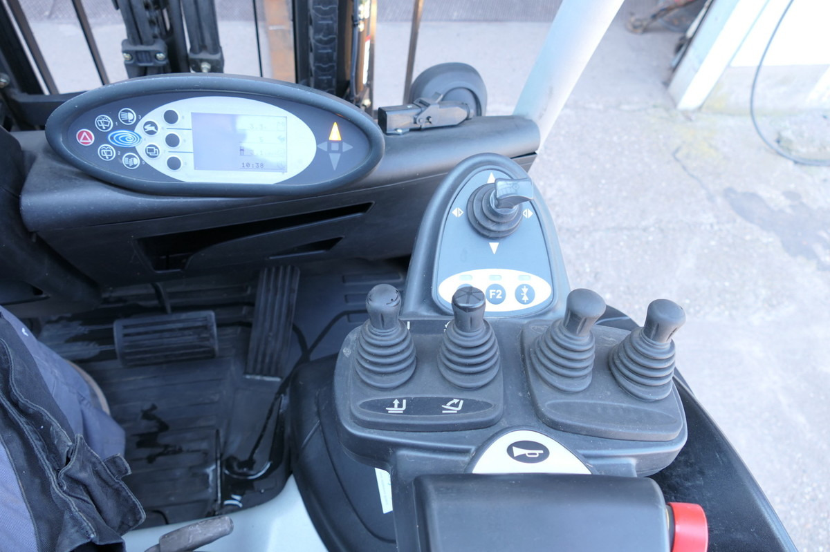 STILL RX 20-18P/H 4-RAD - Truck mounted forklift: picture 5 STILL RX 20-18P/H 4-RAD - Truck mounted forklift: picture 5