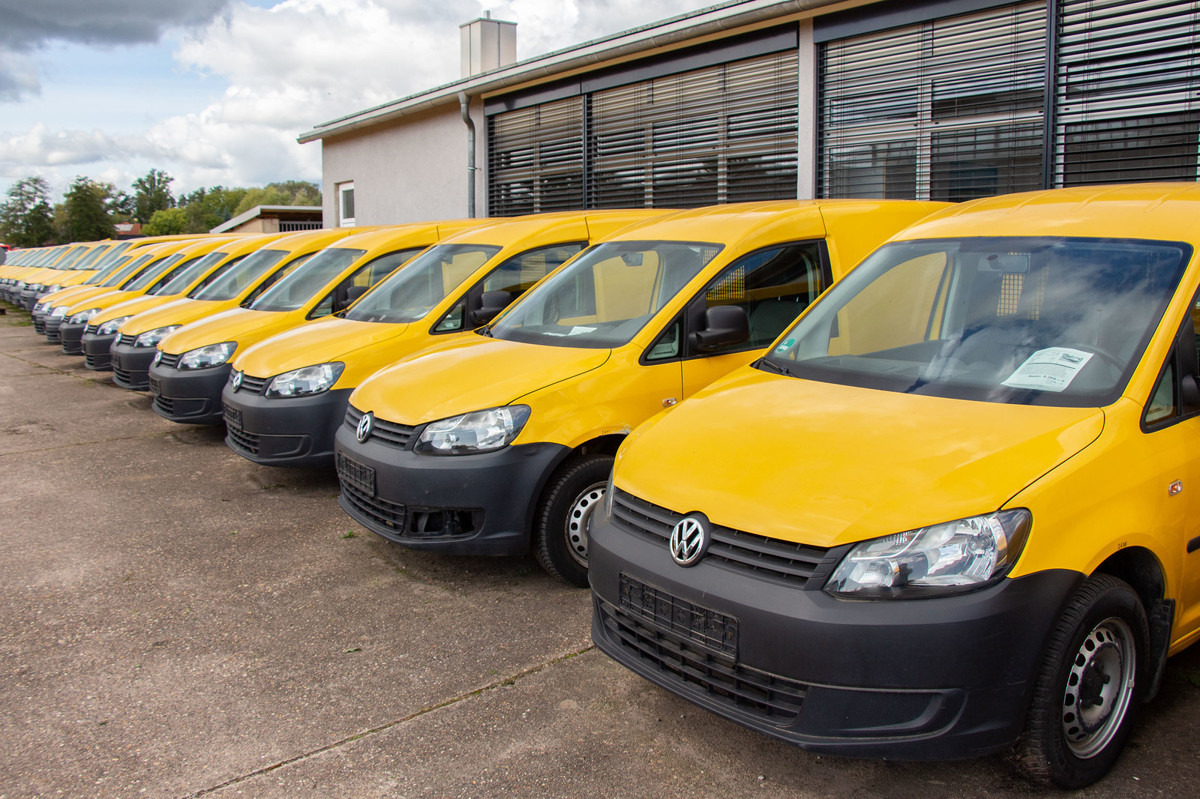 VW Caddy 2.0 TDI 2-Sitzer EURO-5 PARKTRONIK 6-GANG - Small van: picture 1 VW Caddy 2.0 TDI 2-Sitzer EURO-5 PARKTRONIK 6-GANG - Small van: picture 1