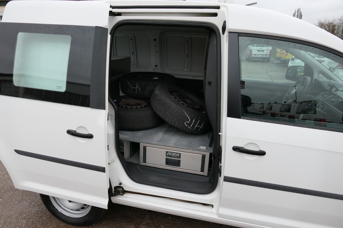 Small van VW Caddy 4Motion 2.0 TDI KLIMA COC WERKSTATT 2-SITZ: picture 7 Small van VW Caddy 4Motion 2.0 TDI KLIMA COC WERKSTATT 2-SITZ: picture 7