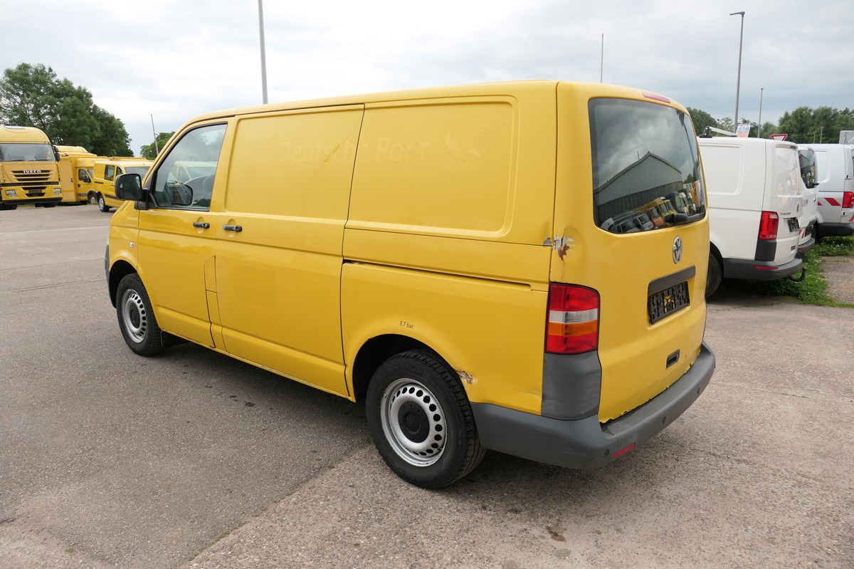 VW T5 Transporter 1.9 TDI 2-Sitzer PARKTRONIK 2xSCH - Small van: picture 5 VW T5 Transporter 1.9 TDI 2-Sitzer PARKTRONIK 2xSCH - Small van: picture 5