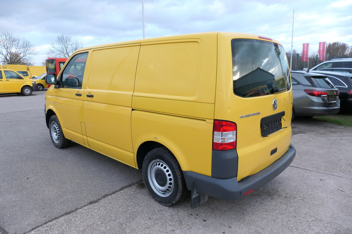VW T5 Transporter 2.0 TDI PARKTRONIK EURO-5 2xSCHIE - Small van: picture 5 VW T5 Transporter 2.0 TDI PARKTRONIK EURO-5 2xSCHIE - Small van: picture 5
