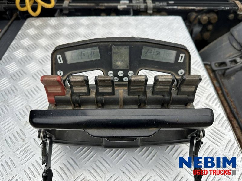 Scania G400 6x2 - HIAB 288EP-5 HiPro Crane - Tractor unit: picture 4 Scania G400 6x2 - HIAB 288EP-5 HiPro Crane - Tractor unit: picture 4