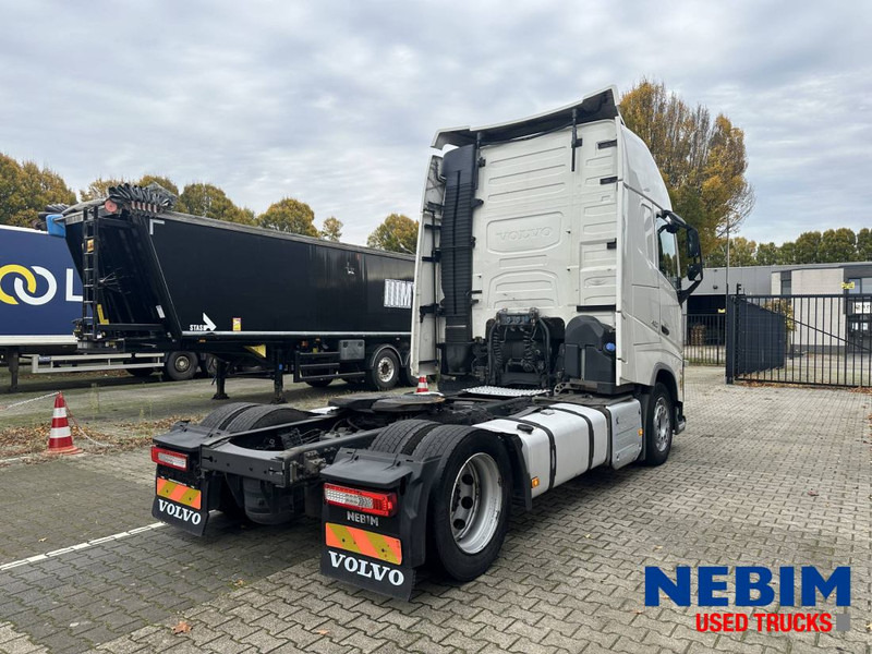 Volvo FH420 X-Low - Globetrotter XL - Tractor unit: picture 2 Volvo FH420 X-Low - Globetrotter XL - Tractor unit: picture 2