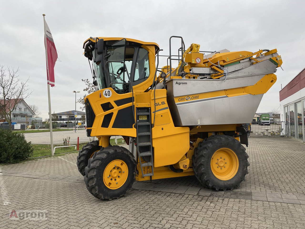 Gregoire GL 8.6 - Grape harvesting machine: picture 2 Gregoire GL 8.6 - Grape harvesting machine: picture 2