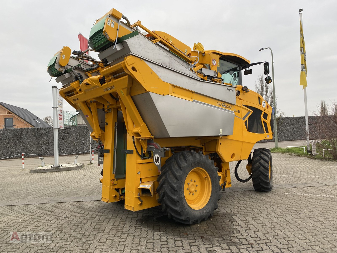 Gregoire GL 8.6 - Grape harvesting machine: picture 4 Gregoire GL 8.6 - Grape harvesting machine: picture 4