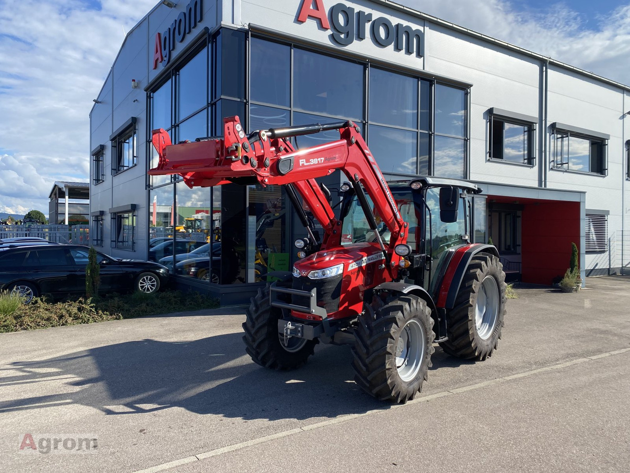 Massey Ferguson 4709 - Farm tractor: picture 1 Massey Ferguson 4709 - Farm tractor: picture 1