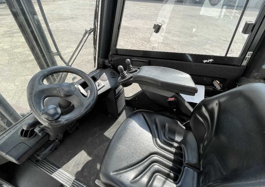 Linde H 30 D-393-01 - Diesel forklift: picture 3 Linde H 30 D-393-01 - Diesel forklift: picture 3