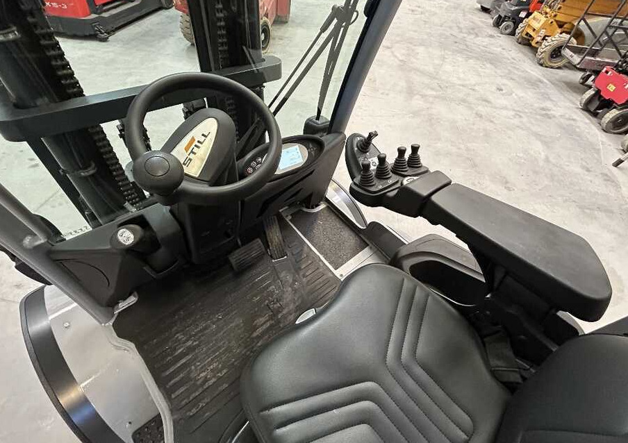 Still RX 70-50/600 - Diesel forklift: picture 4 Still RX 70-50/600 - Diesel forklift: picture 4