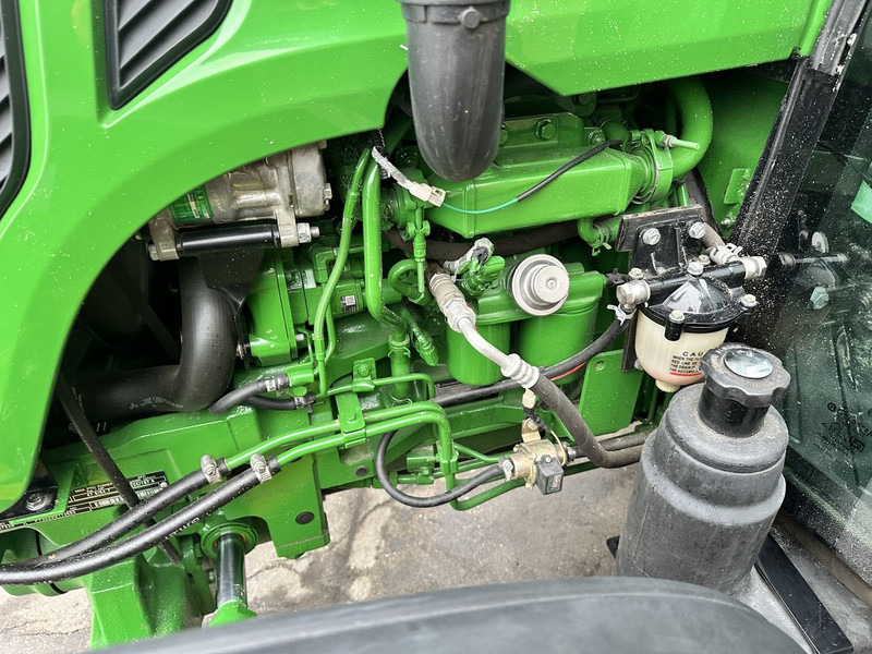 New Farm tractor John Deere 5075E: picture 15