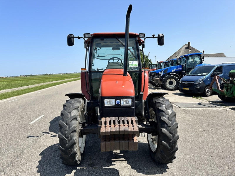 New Holland L 75 - Farm tractor: picture 4 New Holland L 75 - Farm tractor: picture 4