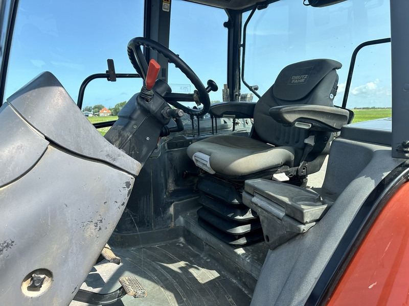 New Holland M135 - Farm tractor: picture 4 New Holland M135 - Farm tractor: picture 4