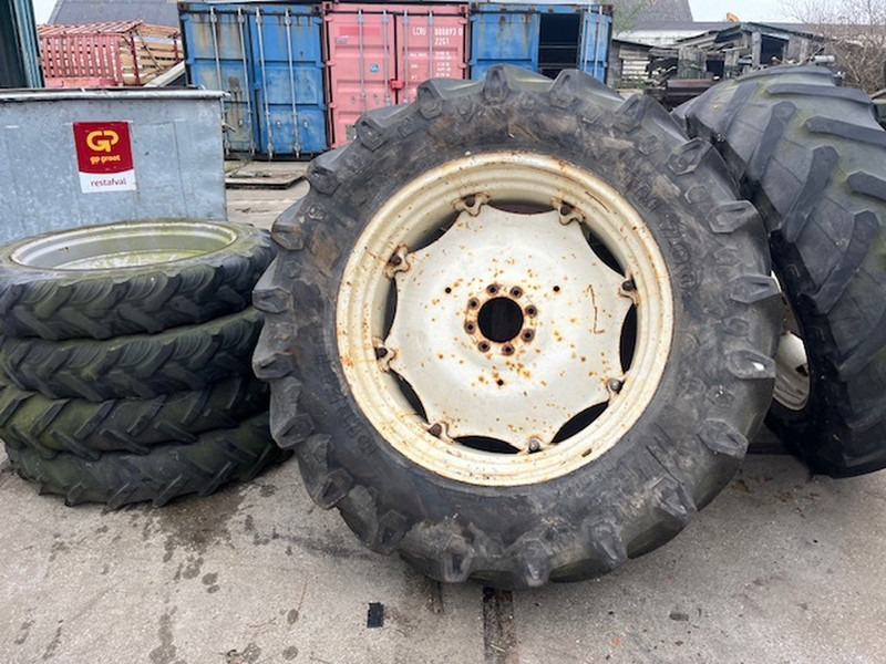Pirelli 480\70 R38 TM 700 - Tire: picture 5 Pirelli 480\70 R38 TM 700 - Tire: picture 5