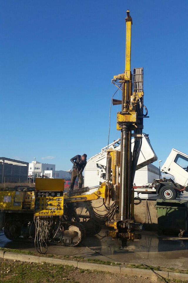 Atlas Copco Mustang 5-P4 - Pile driver: picture 1 Atlas Copco Mustang 5-P4 - Pile driver: picture 1
