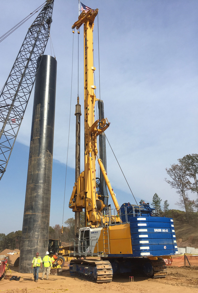 Bauer BG42 - Pile driver: picture 2 Bauer BG42 - Pile driver: picture 2