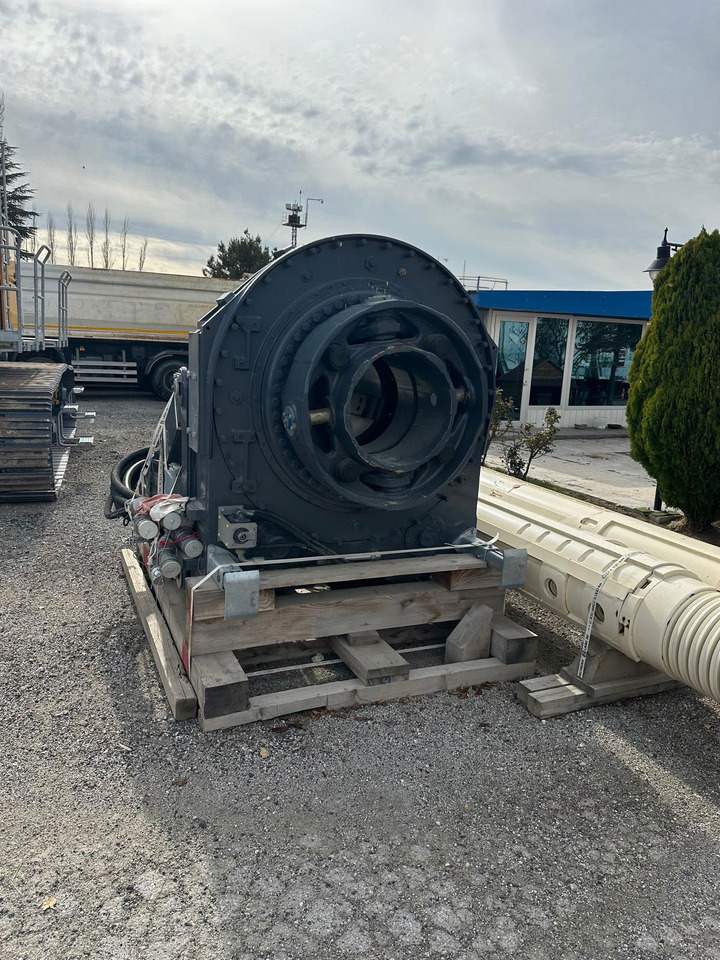 Bauer BG45V - Pile driver: picture 5 Bauer BG45V - Pile driver: picture 5