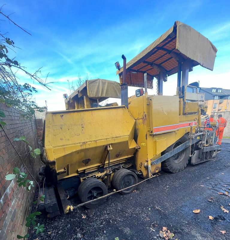 Caterpillar AP600 - Asphalt paver: picture 2 Caterpillar AP600 - Asphalt paver: picture 2