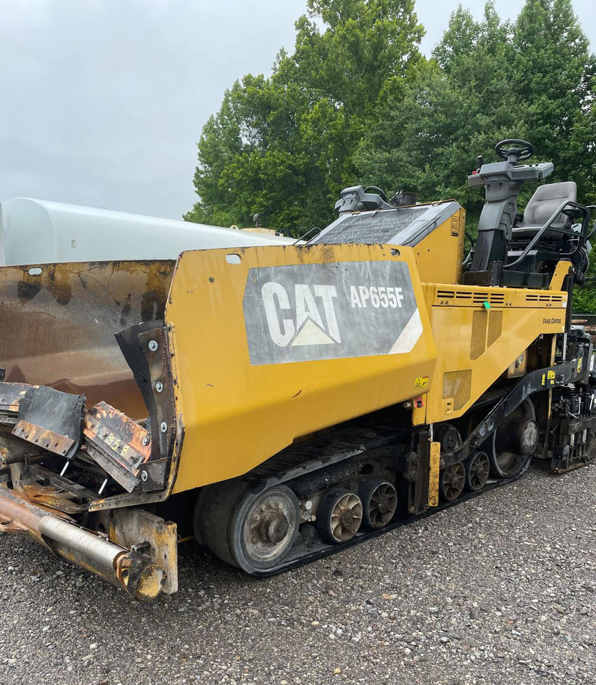 Caterpillar AP655F - Asphalt paver: picture 2 Caterpillar AP655F - Asphalt paver: picture 2