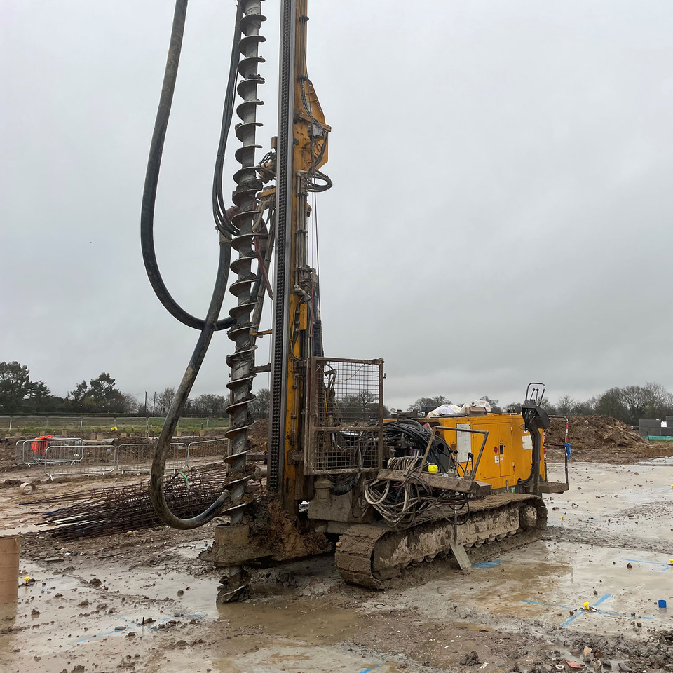 Klemm KR 709-2 - Pile driver: picture 2 Klemm KR 709-2 - Pile driver: picture 2