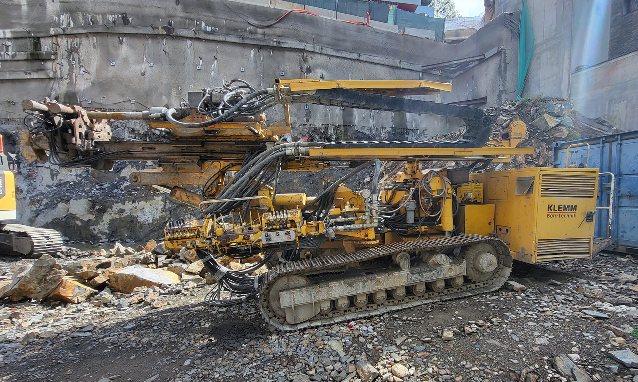 Klemm KR805-1 - Pile driver: picture 2 Klemm KR805-1 - Pile driver: picture 2