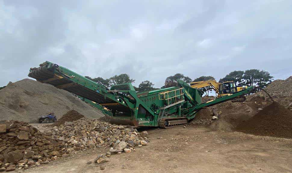 McCloskey R230 - Screener: picture 1 McCloskey R230 - Screener: picture 1