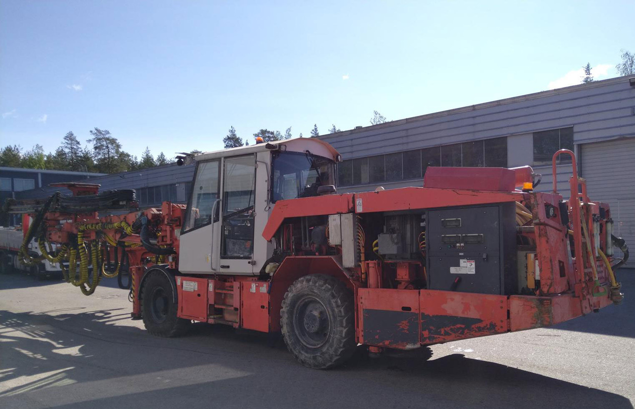 Sandvik DT920 - Drilling rig: picture 5 Sandvik DT920 - Drilling rig: picture 5