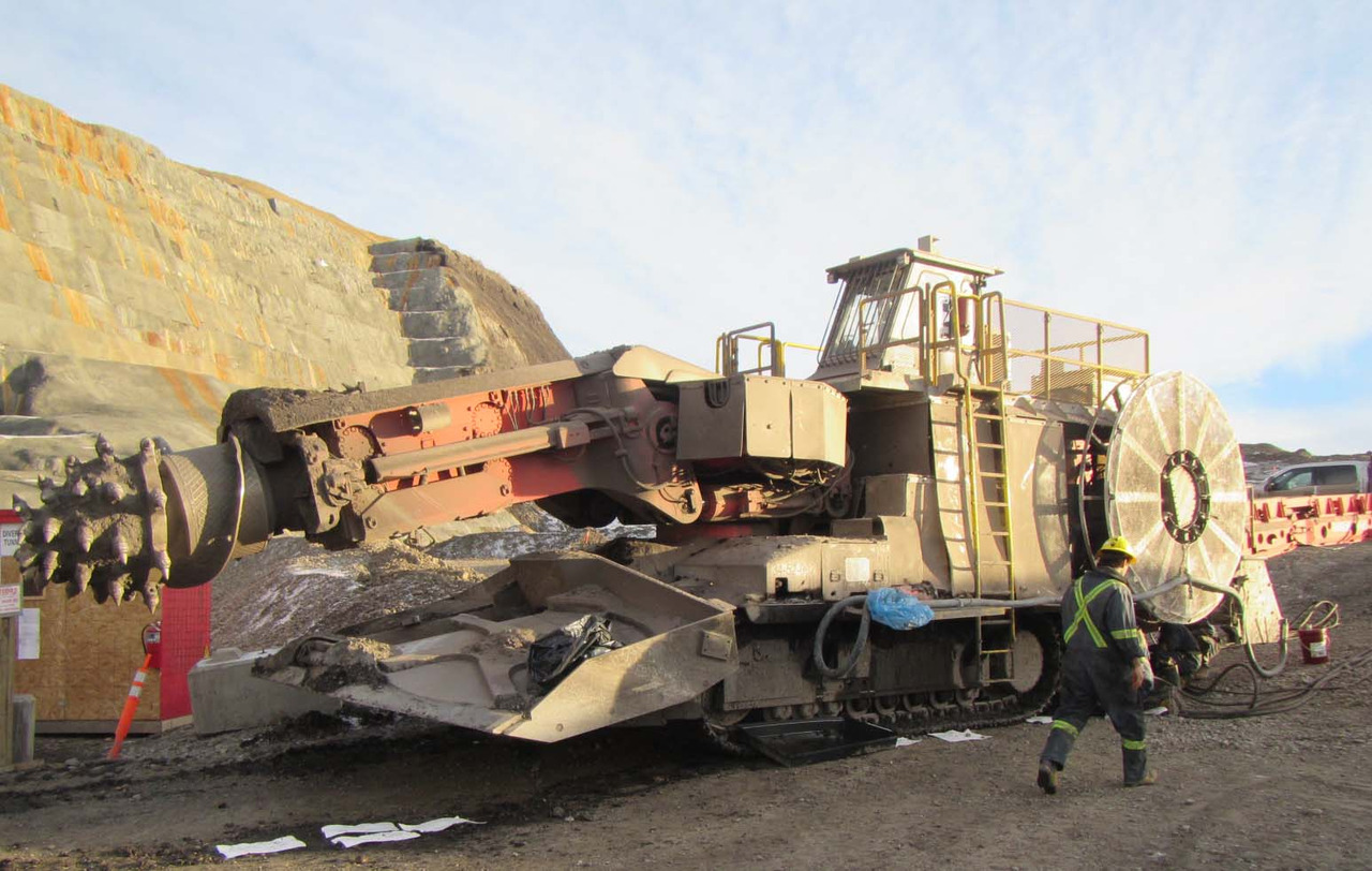 Sandvik MT520 - Mining machinery: picture 2 Sandvik MT520 - Mining machinery: picture 2