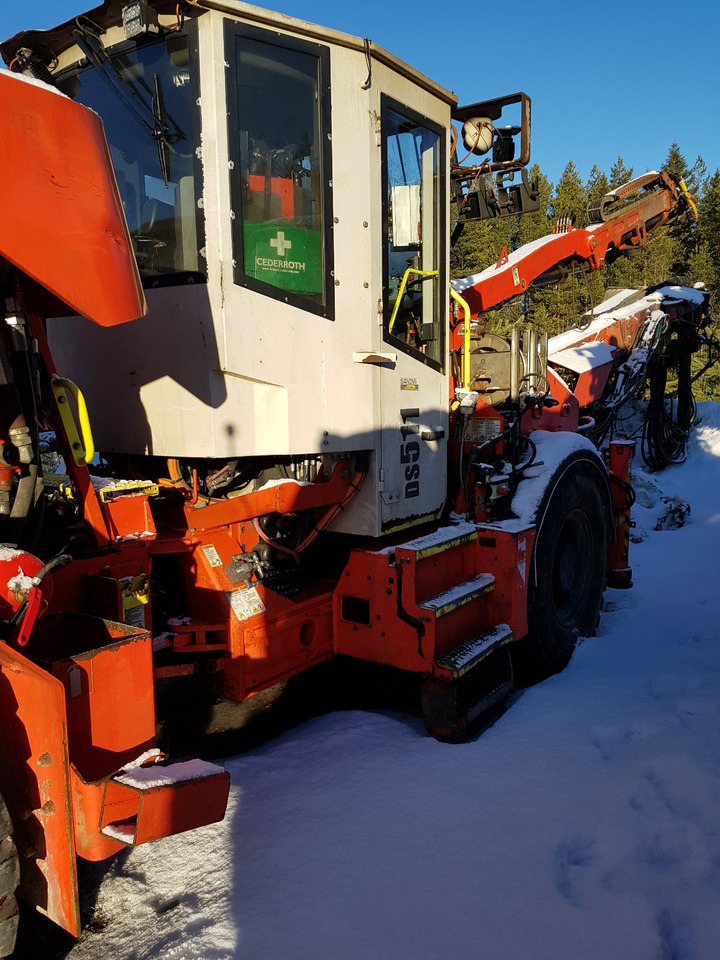 Sandvik Robolt DS511 - Mining machinery: picture 3 Sandvik Robolt DS511 - Mining machinery: picture 3