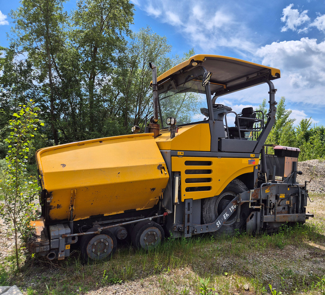 Vogele Super 1803-2 - Asphalt paver: picture 1 Vogele Super 1803-2 - Asphalt paver: picture 1