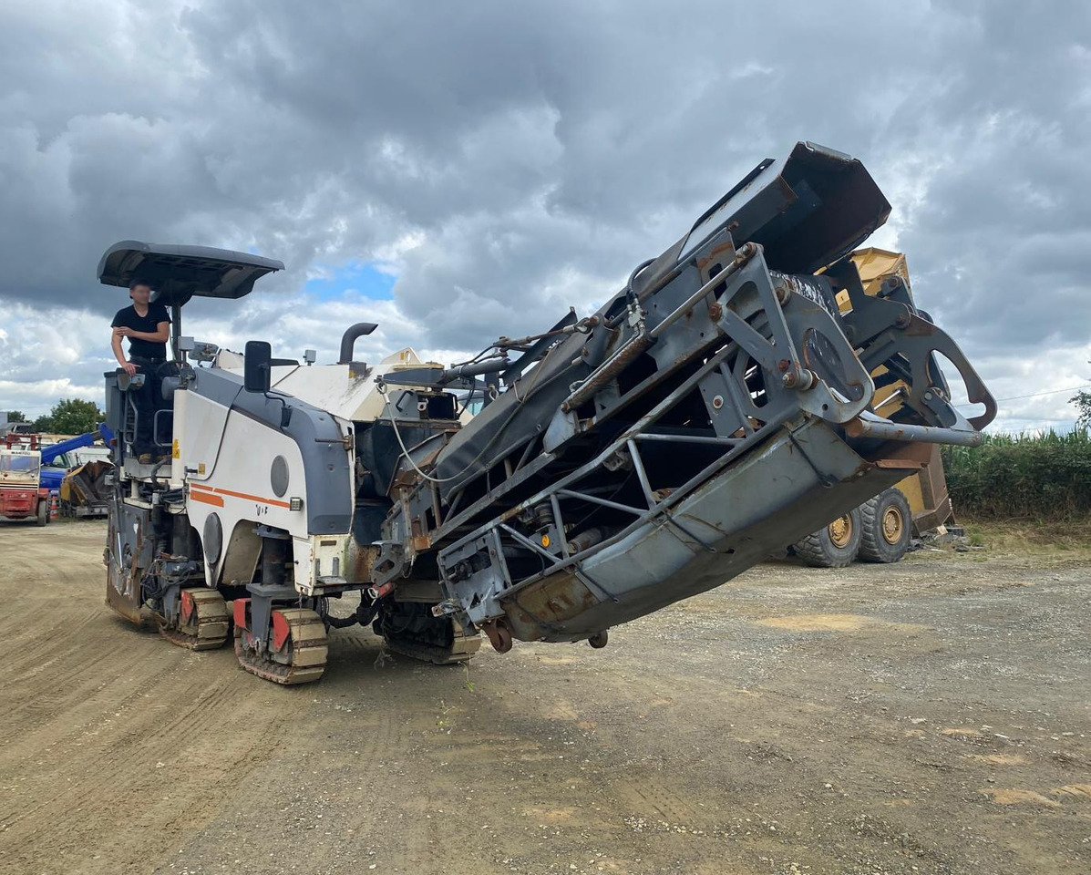 Wirtgen W 100 F - Cold planer: picture 3 Wirtgen W 100 F - Cold planer: picture 3