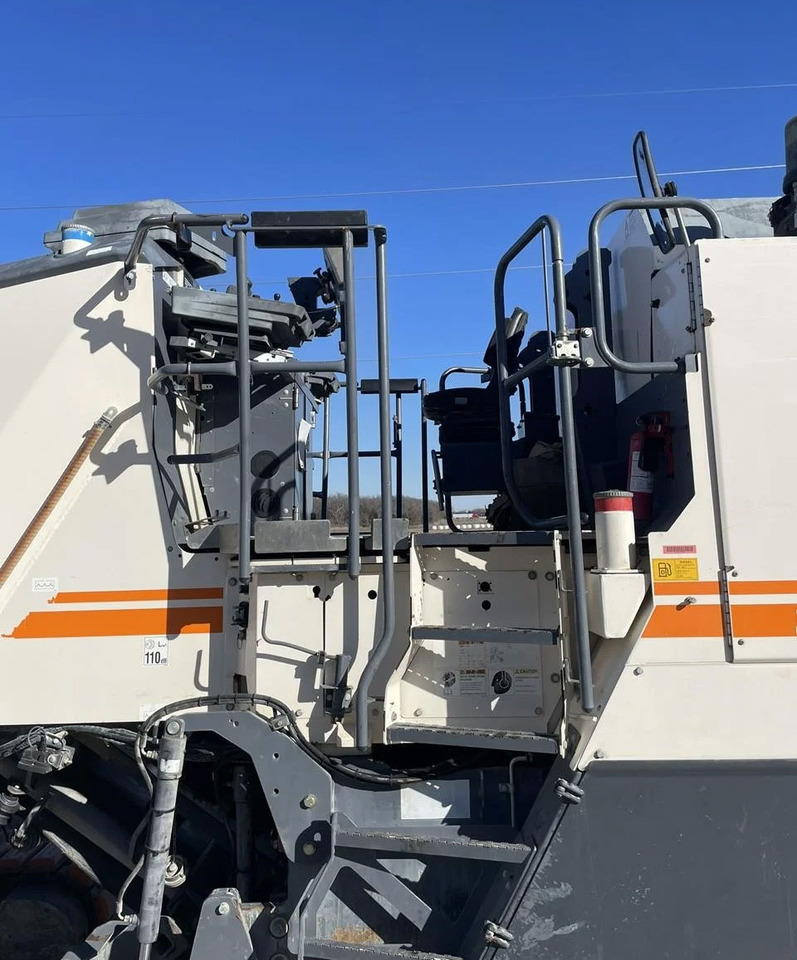 Wirtgen W 210 i - Cold planer: picture 4 Wirtgen W 210 i - Cold planer: picture 4