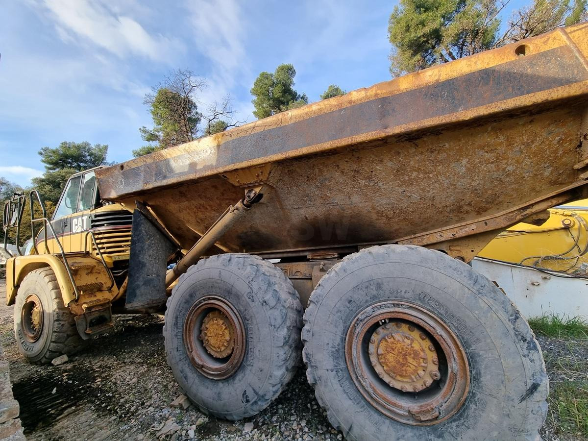 Caterpillar 730 - Articulated dumper: picture 4 Caterpillar 730 - Articulated dumper: picture 4