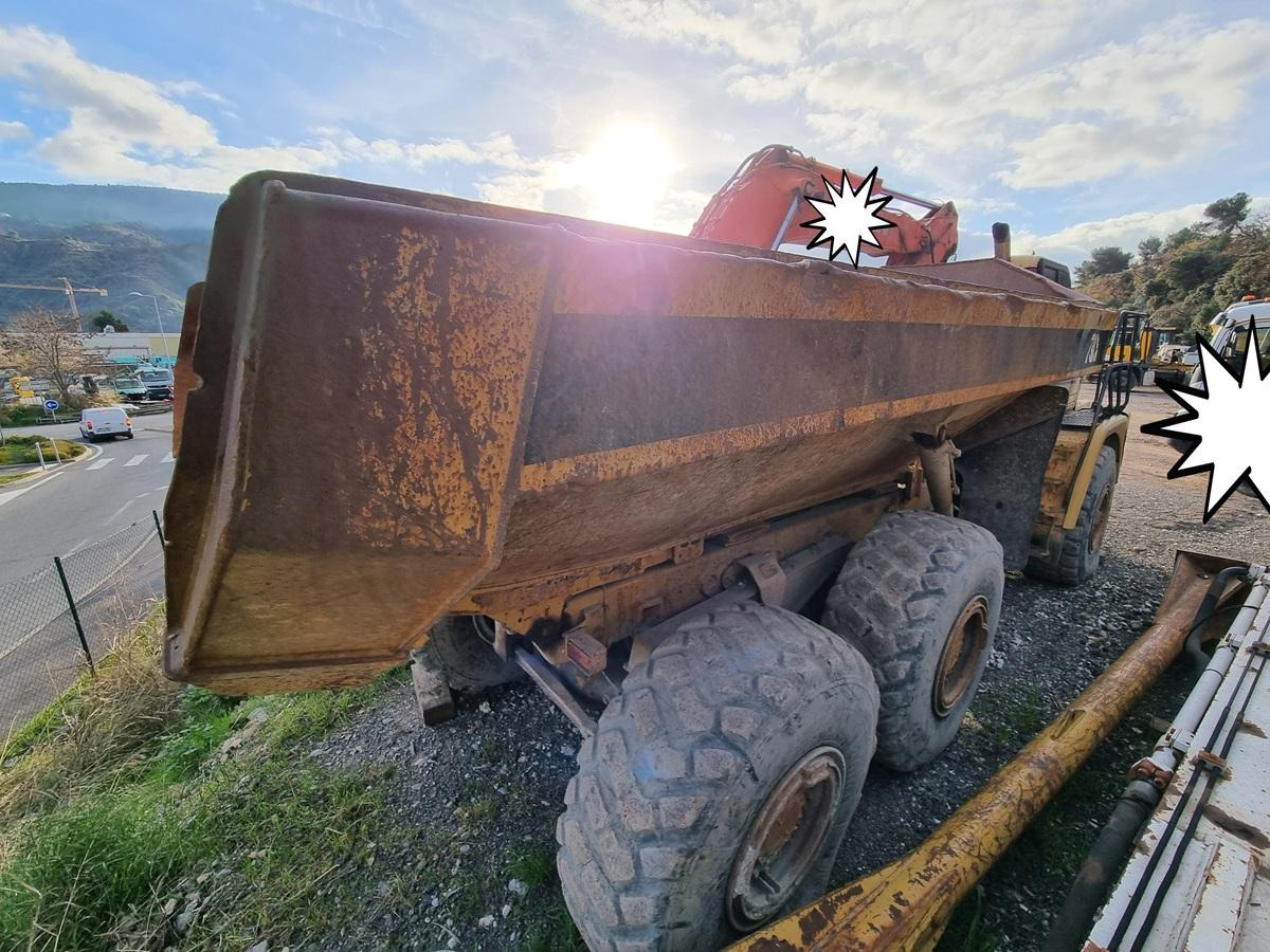 Caterpillar 730 - Articulated dumper: picture 5 Caterpillar 730 - Articulated dumper: picture 5