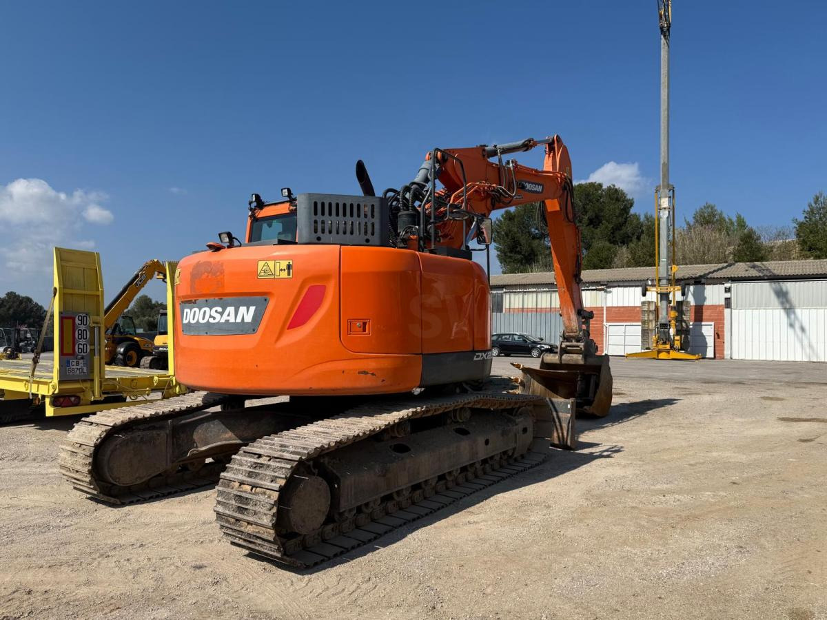 Doosan DX235LCR - Crawler excavator: picture 3 Doosan DX235LCR - Crawler excavator: picture 3