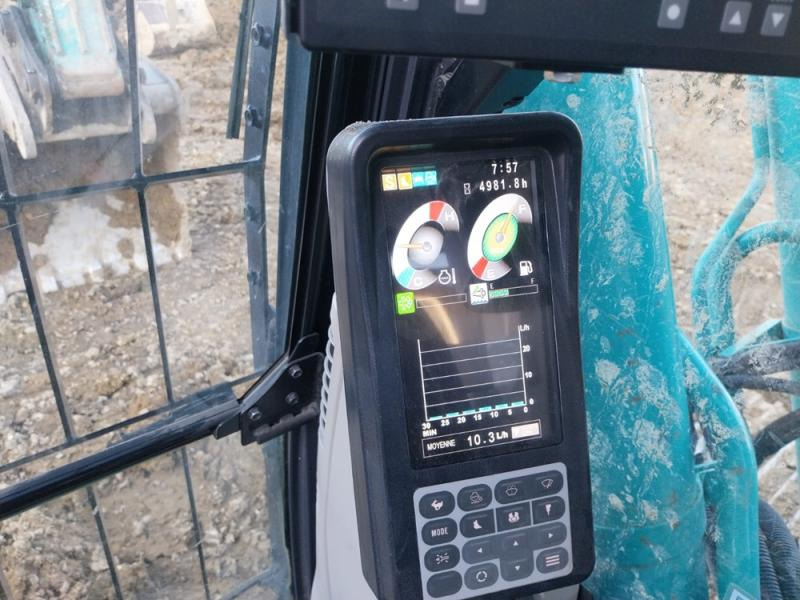 KOBELCO SK210 - Crawler excavator: picture 5 KOBELCO SK210 - Crawler excavator: picture 5