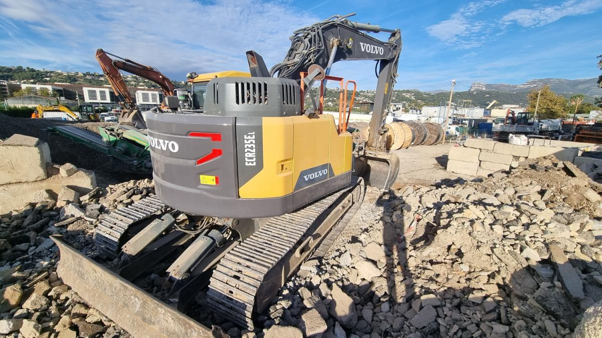 Volvo ecr235 - Crawler excavator: picture 3 Volvo ecr235 - Crawler excavator: picture 3