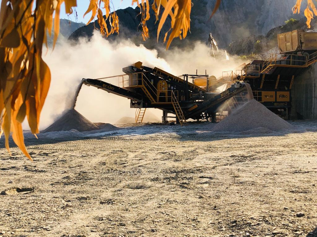 FABO mobile impact crusher - Impact crusher: picture 2 FABO mobile impact crusher - Impact crusher: picture 2