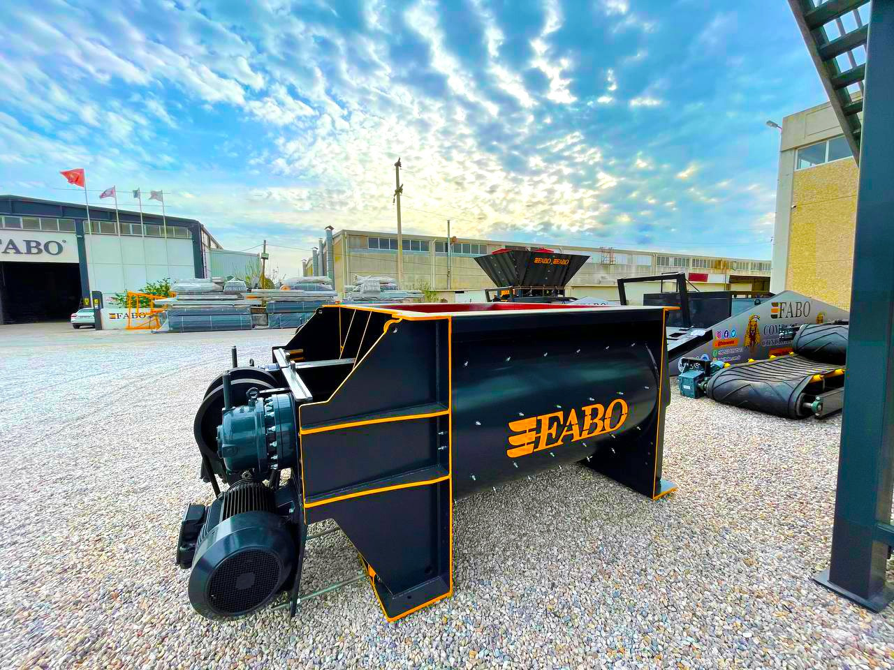 FABO twin shaft mixer - Concrete mixer: picture 1 FABO twin shaft mixer - Concrete mixer: picture 1