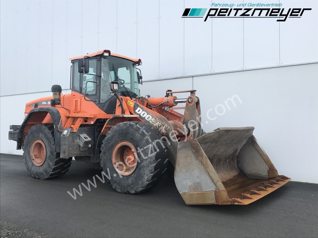 Doosan Radlader DL 300-3 - Wheel loader: picture 2 Doosan Radlader DL 300-3 - Wheel loader: picture 2