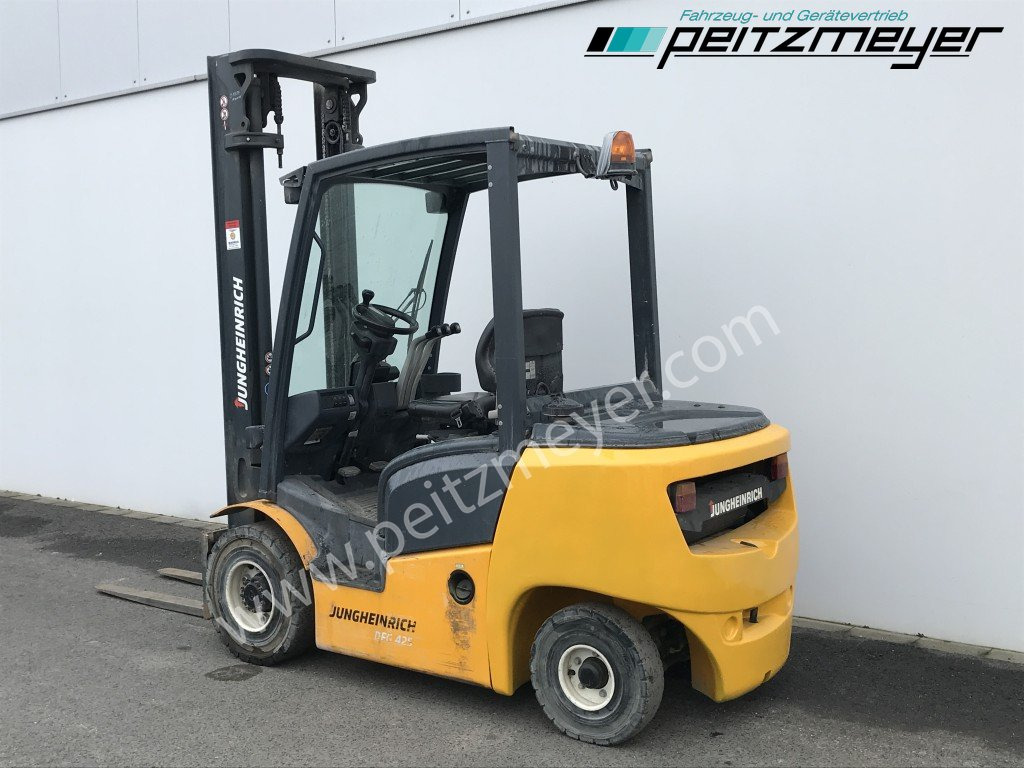 JUNGHEINRICH Gabelstapler DFG 425 - Diesel forklift: picture 3 JUNGHEINRICH Gabelstapler DFG 425 - Diesel forklift: picture 3
