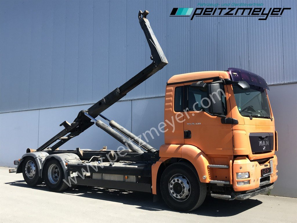 MAN TGS 26.440 BL6x2 Meiller RK 2070 mit Lenkachse - Hook lift truck: picture 2 MAN TGS 26.440 BL6x2 Meiller RK 2070 mit Lenkachse - Hook lift truck: picture 2